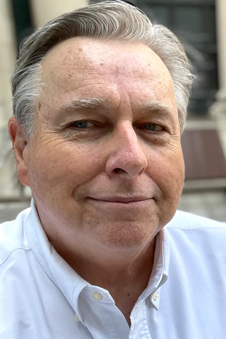 Main Image Supporting the Content of about-the-author